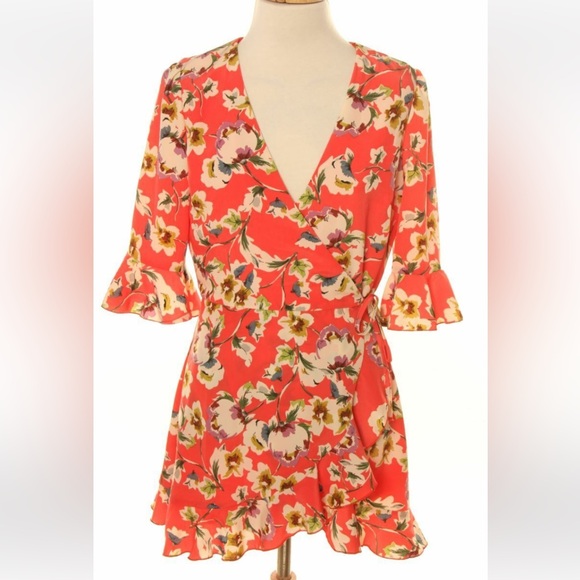 🌺 Zara Wrap Floral Playsuit 🌹 - Picture 3 of 5